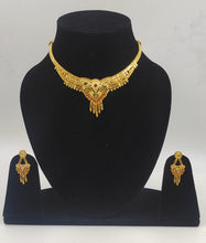 Load image into Gallery viewer, A2 Fashion Glittery Traditional Alloy Gold Plated Necklace And Earring Set For Women