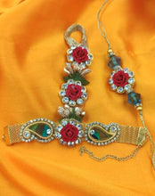 Load image into Gallery viewer, A2 Fashion Fancy Floral Gold Plated Gotapatti Haathphool Rakhi, Couple Rakhi Set,Bhai Bhabhi Rakhi