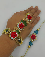 Load image into Gallery viewer, A2 Fashion Fancy Floral Gold Plated Gotapatti Haathphool Rakhi, Couple Rakhi Set,Bhai Bhabhi Rakhi