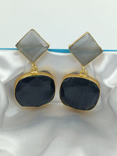 Load image into Gallery viewer, A2 Fashion Gold Plated Natural stones Black Fashion Earrings