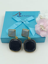 Load image into Gallery viewer, A2 Fashion Gold Plated Natural stones Black Fashion Earrings