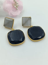 Load image into Gallery viewer, A2 Fashion Gold Plated Natural stones Black Fashion Earrings