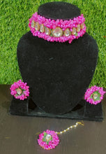 Load image into Gallery viewer, Magenta Bloom Kundan: Bridal Artificial Flower Jewelry Set for Haldi/Mehndi Ceremony