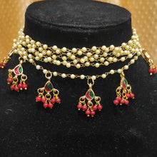 Load image into Gallery viewer, A2 Fashion Classy Kundan Choker With Earrings  Set