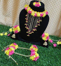 Load image into Gallery viewer, A2 Fashion Flower Jewelry Set For Haldi Ceremony