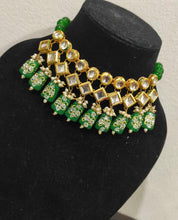 Load image into Gallery viewer, A2 Fashion Green Kundan Necklace Set