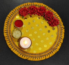 Load image into Gallery viewer, A2 Fashion Floral Yellow Decorative Kumkum Tilak Plate