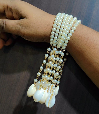 A2 Fashion Pearl cawri Charm Bracelet For Girls