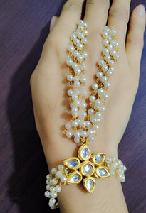 A2 Fashion Fusion Kundan Haathphool