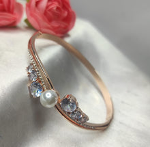 Load image into Gallery viewer, A2 Fashion Rose Gold Plated American Diamond Bracelet