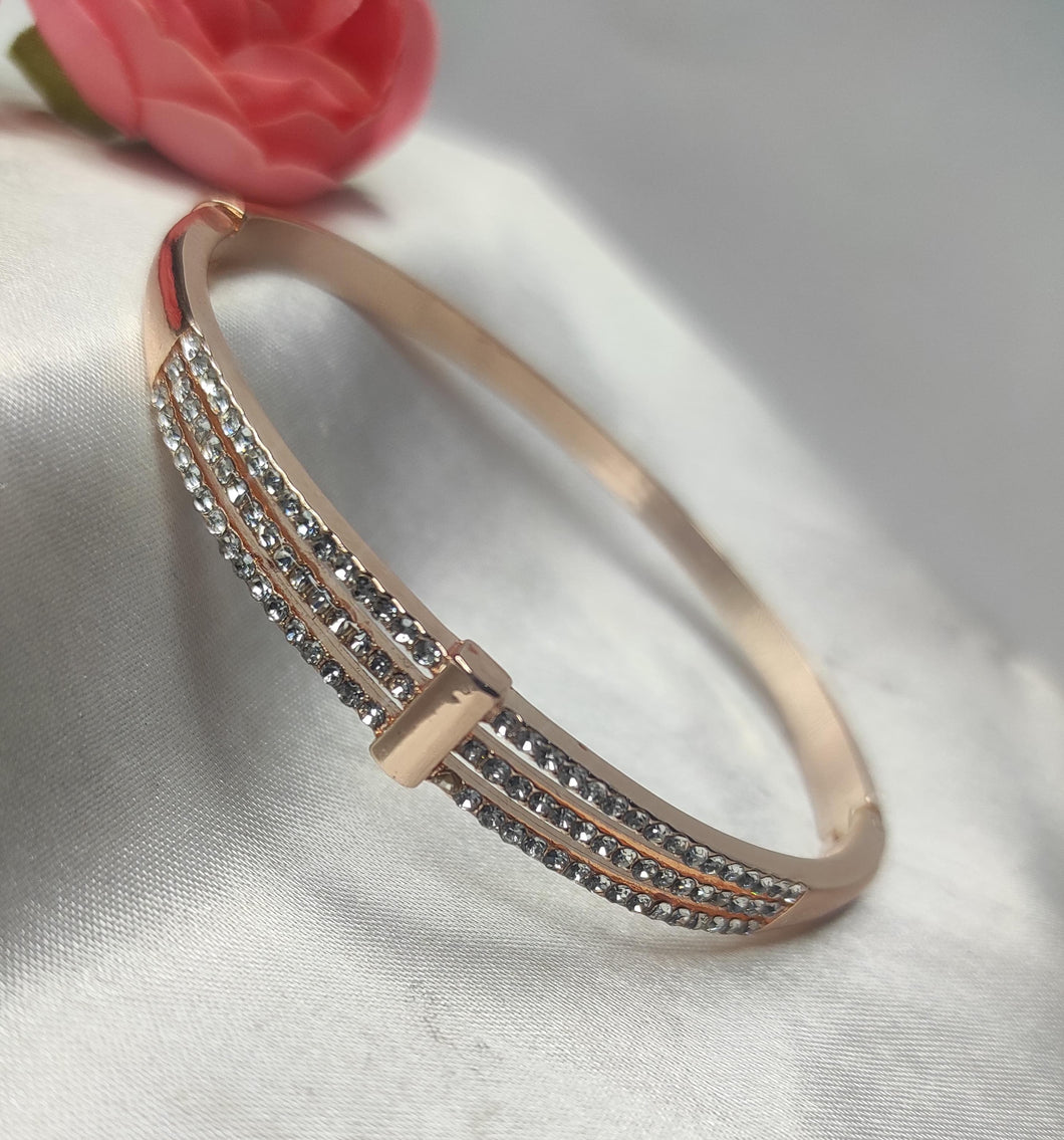 A2 Fashion Rose Gold Plated American Diamond Bracelet