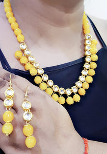 Kundan Necklace With Bead Drops