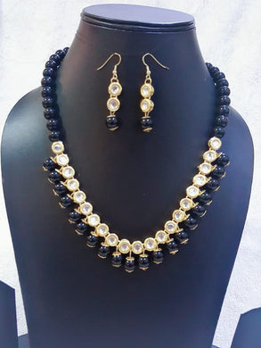 Kundan Necklace With Black Bead Drops