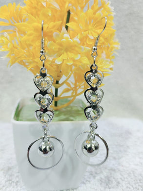 Heart Shaped Crystal Embellished Fashion Earring