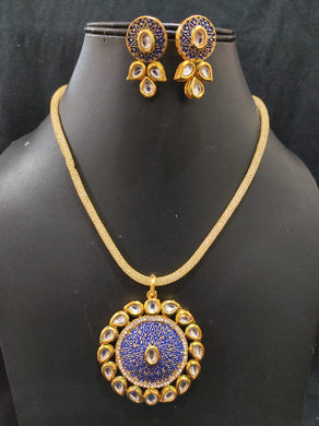 A2 Fashion Kundan Pendent And Earring Set For Women