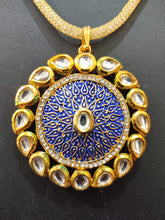 Load image into Gallery viewer, A2 Fashion Kundan Pendent And Earring Set For Women