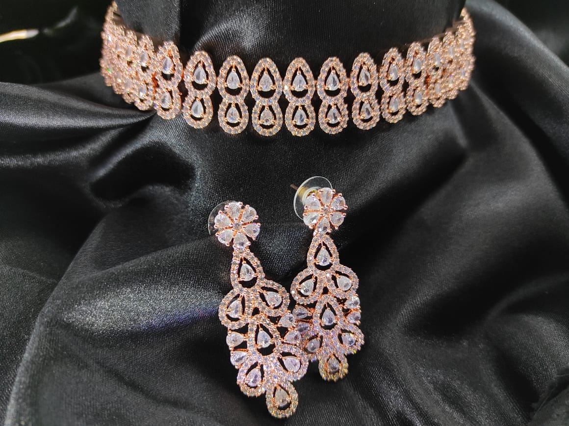 Wedding Diamond Studded Gold Necklace Set in Lucknow at best price by  Kritendra Exports Ltd - Justdial