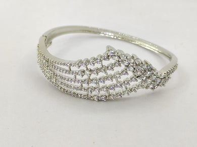 A2 Fashion Shimmering American Diamond Openable Bracelet