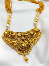 Load image into Gallery viewer, Gold Plated Necklace Set