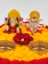 Load image into Gallery viewer, A2 Fashion Diwali Decorative Ganesh-Lakshmi Candle Holder