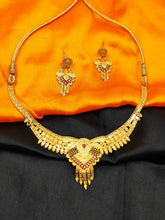 Load image into Gallery viewer, A2 Fashion Glittery Traditional Alloy Gold Plated Necklace And Earring Set For Women