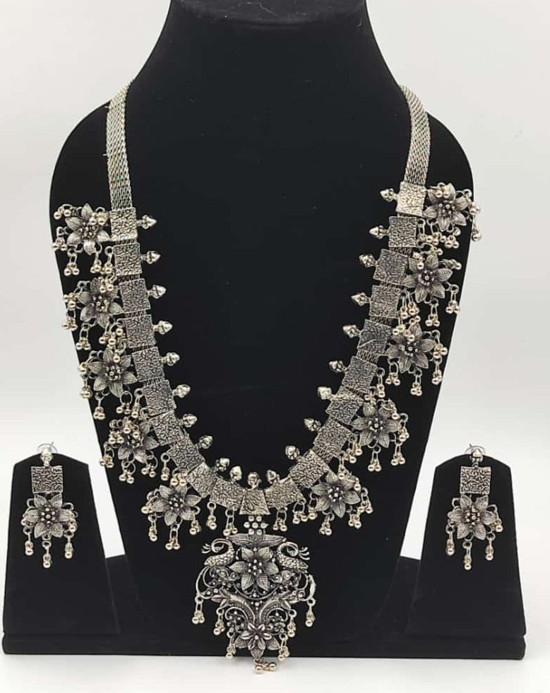 A2 Fashion Oxidized Silver Long Statement Necklace And Earring set