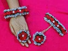 Load image into Gallery viewer, Stunning Artificial Flower Haathphool